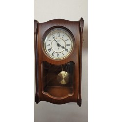 pendule murale musicale quartz en bois